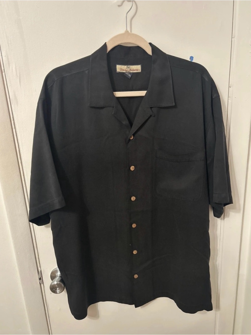 Tommy Bahama Black Short-Sleeve Button-Down Camp Shirt